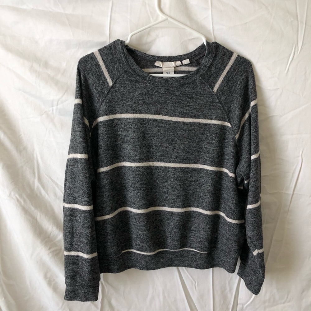 Grey and cream striped sweater top
